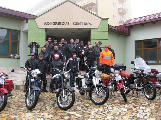 Fotogaléria Zraz historických motocyklov Nitra - Tatry 2015 19.6.2015 (3) Zraz historických motocyklov Nitra - Tatry 2015 19.6.2015